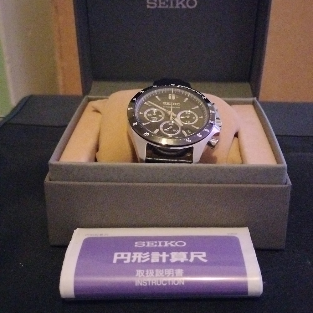 Seiko jmd quartz chorno